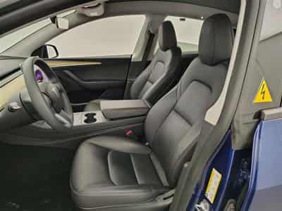 Tesla Model Y Standard Range RWD CUIR/NAVI/PANO (2023) - Photo 7