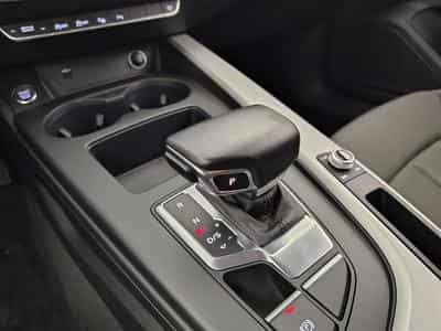 Audi A4 35 TFSI S tronic NAVI COCKPIT / FULL LED (2021) - Photo 12