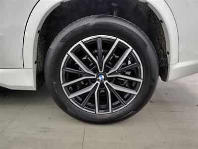 BMW X1 1.5iA sDrive20 MHEV M-Pack (2023) - Photo 6