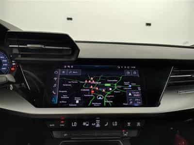 Audi A3 30 TDi Navi Cockpit / Led / PDC (2023) - Foto 11