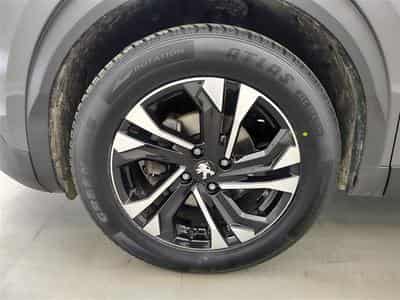 Peugeot 2008 1.2 PureTech 130cv Allure Pack NAVI / FULL LED / CAMERA (2023) - Foto 6