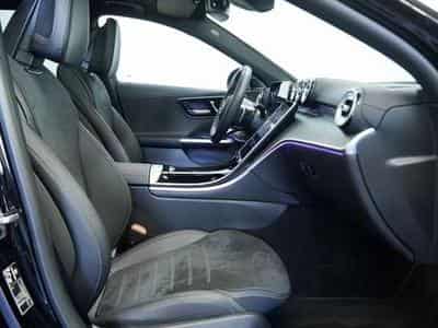 Mercedes C 300 T d AMG Line *2.HD*19*Distr.*Pano*Digital (2024) - Foto 9