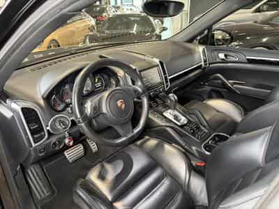 Porsche Cayenne Cayenne S Diesel/Luftfederung/21/CUIR/AHK/VOLL (2014) - Photo 10