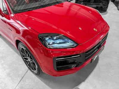 Porsche Cayenne COUPE TURBO E-HYBRID//21/BURMESTER/HEADUP/360°/SOFORT (2024) - Photo 9