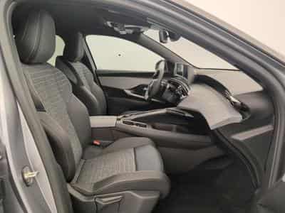 Peugeot 3008 Hybrid 145 e-DCS6 Allure (2025) - Photo 9