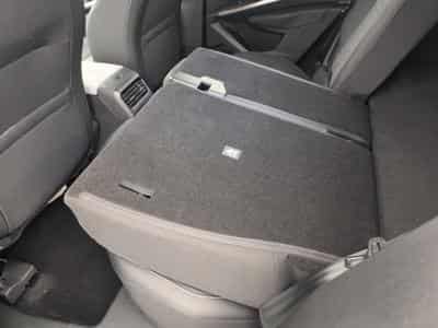 Peugeot 3008 Hybrid 145 e-DCS6 Allure (2025) - Photo 12