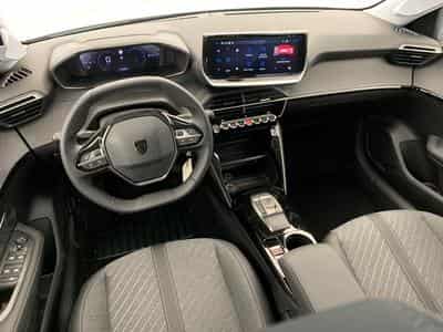 Peugeot 208 Hybrid 110 ch e-DCS6 Allure (2026) - Photo 13