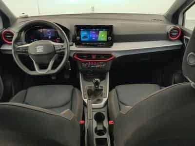 Seat Arona 1.0 TSI 95 CH START/STOP BVM5 FR (2025) - Foto 13