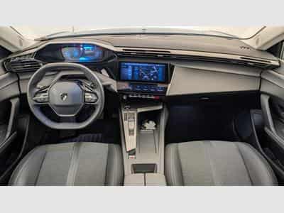 Peugeot 408 Hybrid 145 e-DCS6 Allure (2025) - Photo 13