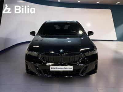 BMW 530 530e xDrive Touring M Sport (2025) - Photo 2