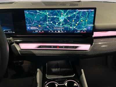 BMW 530 530e xDrive Touring M Sport (2025) - Photo 11