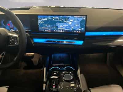 BMW 540 540d xDrive Touring M Sport (2025) - Foto 8