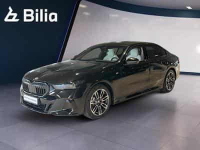 BMW 520 520i Berline M Sport (2024) - Foto 1