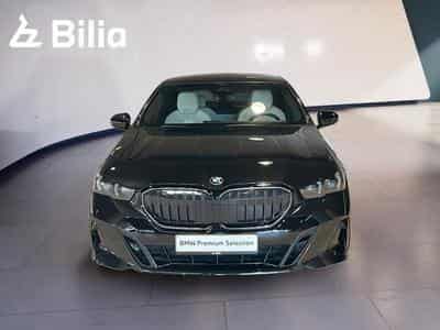 BMW 520 520i Berline M Sport (2024) - Foto 2