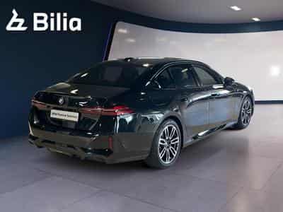 BMW 520 520i Berline M Sport (2024) - Foto 8