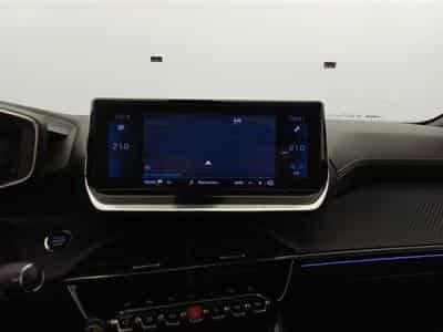 Peugeot 2008 1.2 PureTech GT Line PANO/CAM/CARPLAY (2021) - Photo 11