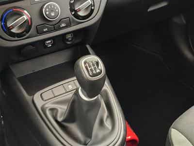 Hyundai i10 1.0i Twist (2022) - Photo 12