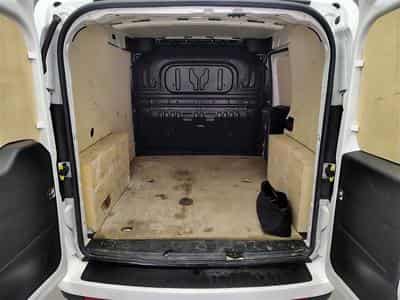 Fiat Doblo 1.6 MJET Cargo CLIM / CARPLAY (2023) - Photo 14