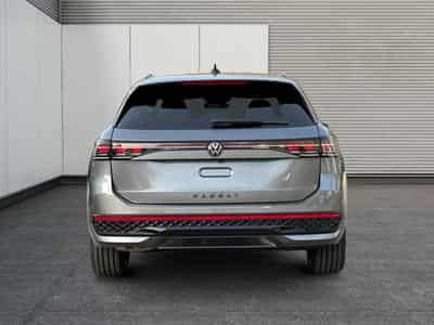VW Passat Variant R-Line (2025) - Photo 4