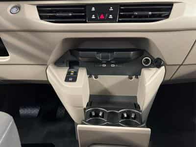 VW California Beach Camper (2025) - Photo 10