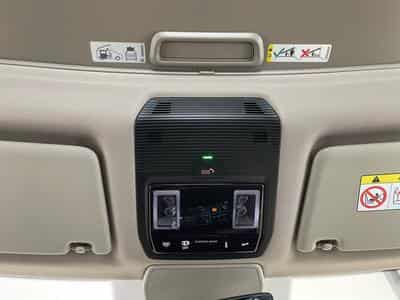 VW California Beach Camper (2025) - Photo 11