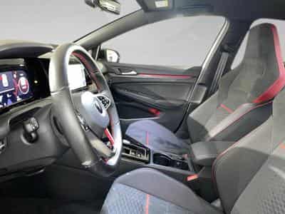 VW Golf VIII 2.0 TSI 221kW GTI Clubsport DSG (2022) - Photo 4