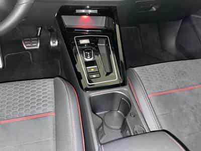 VW Golf VIII 2.0 TSI 221kW GTI Clubsport DSG (2022) - Photo 9
