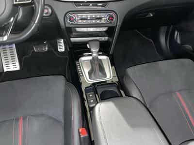 Kia ProCeed GT 1.6 T-GDI 204 DCT ISG (2021) - Photo 9