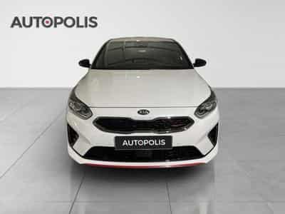 Kia ProCeed GT 1.6 T-GDI 204 DCT ISG (2021) - Photo 14