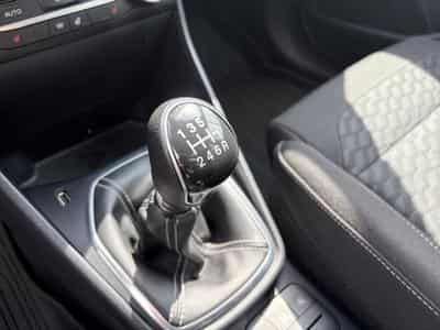 Ford Fiesta 1.0i EcoBoost MHEV 92kW Titanium (2023) - Photo 9
