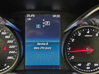 Mercedes C 300 AMG Line (2019) - Photo 11