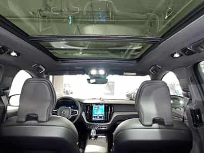 Volvo XC60 B5 4x4 Core Aut. (2025) - Photo 14