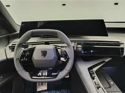 Peugeot 5008 1.2 HYBRID 145cv e-DSC6 GT 7pl. NAVI / FULL LED / CAMERA (2026) - Foto 9