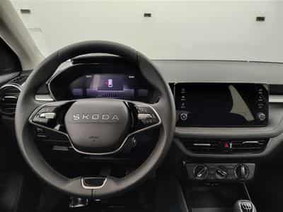 Skoda Fabia 1.0i Selection CARPLAY / FULL LED / KEYLESS / PDC AR (2026) - Photo 9