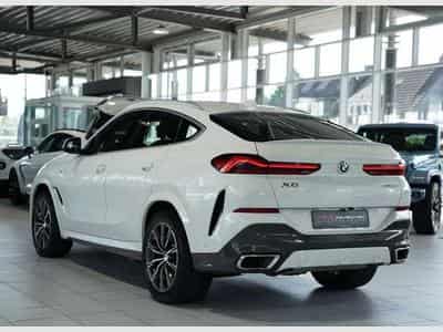 BMW X6 xD 40 d M Sport *1.Hand *AHK *Memory *H&K (2021) - Foto 10
