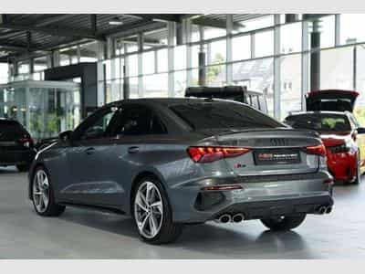 Audi S3 q. Limousine 2.H *19 *ACC*Matrix*B&O*Schale (2022) - Foto 10