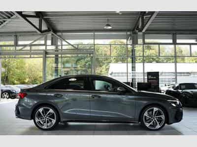 Audi S3 q. Limousine 2.H *19 *ACC*Matrix*B&O*Schale (2022) - Foto 7