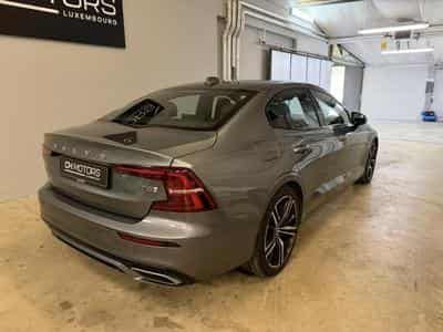 Volvo S60 T5 R Design (2020) - Photo 6