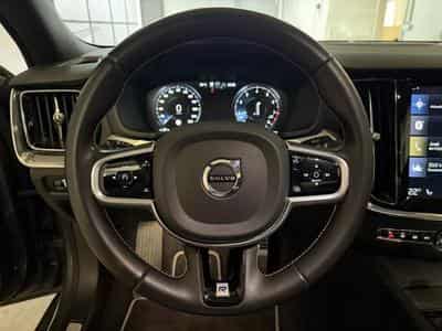 Volvo S60 T5 R Design (2020) - Photo 13