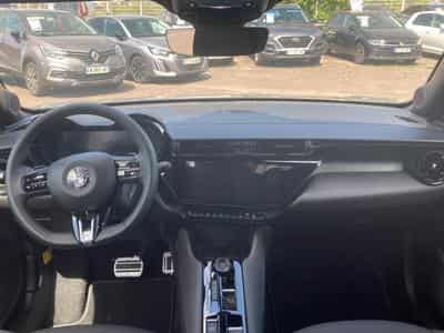 Alfa-Romeo JUNIOR 1.2 IBRIDA 145 SPECIALE E-DCT6 (2026) - Foto 10