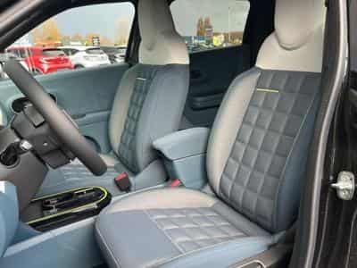 Fiat GRANDE PANDA 1.2 HYBRID 100 LA PRIMA EDCT6 (2025) - Foto 11