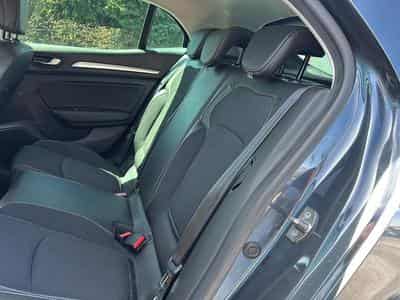 Renault Megane 1.5 BLUE DCI 115 TECHNO EDC (2023) - Foto 14