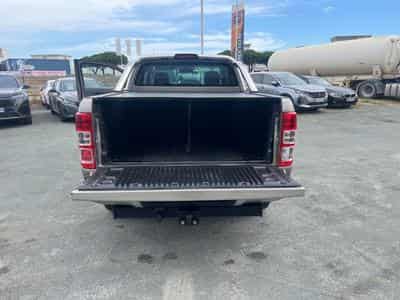 Ford RANGER 3.2 TDCI 200 SUPER CAB LIMITED BVA6 (2019) - Photo 9
