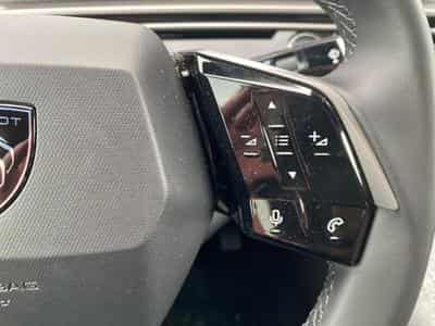 Peugeot 3008 1.2 HYBRID 145 ALLURE E-DCS6 (2025) - Foto 15