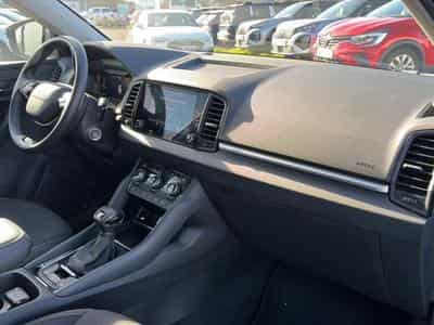 Skoda KAROQ 1.5 TSI 150 SELECTION DSG7 (2025) - Foto 15