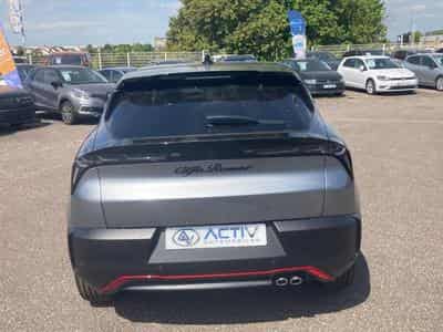 Alfa-Romeo JUNIOR 1.2 IBRIDA 145 SPECIALE E-DCT6 (2026) - Foto 6