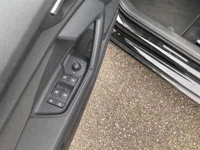 Audi A3 40 TFSI 204 BUSINESS LINE (2021) - Photo 11