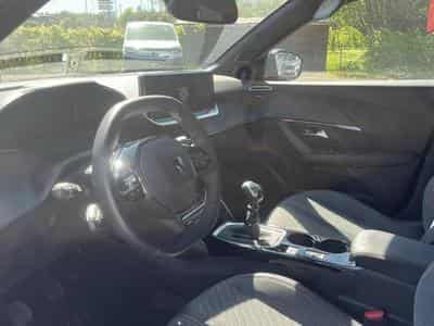 Peugeot 2008 1.2 100 ALLURE (2025) - Foto 15