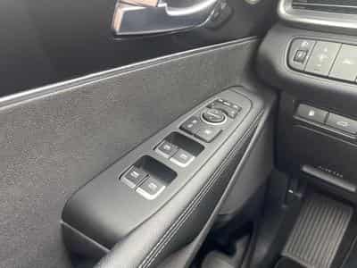 Kia SORENTO 2.2 CRDI 200 ISG PREMIUM 4X4 7 PLACES (2017) - Photo 14