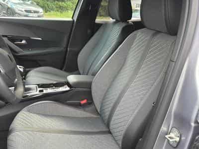 Peugeot 2008 1.2 100 ALLURE (2025) - Foto 12